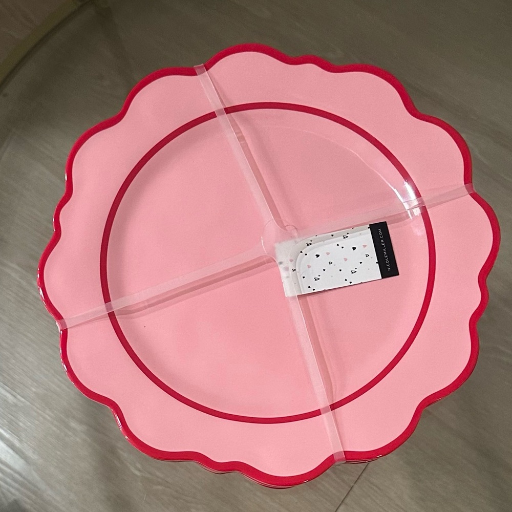 Nicole Miller Dinner Plates